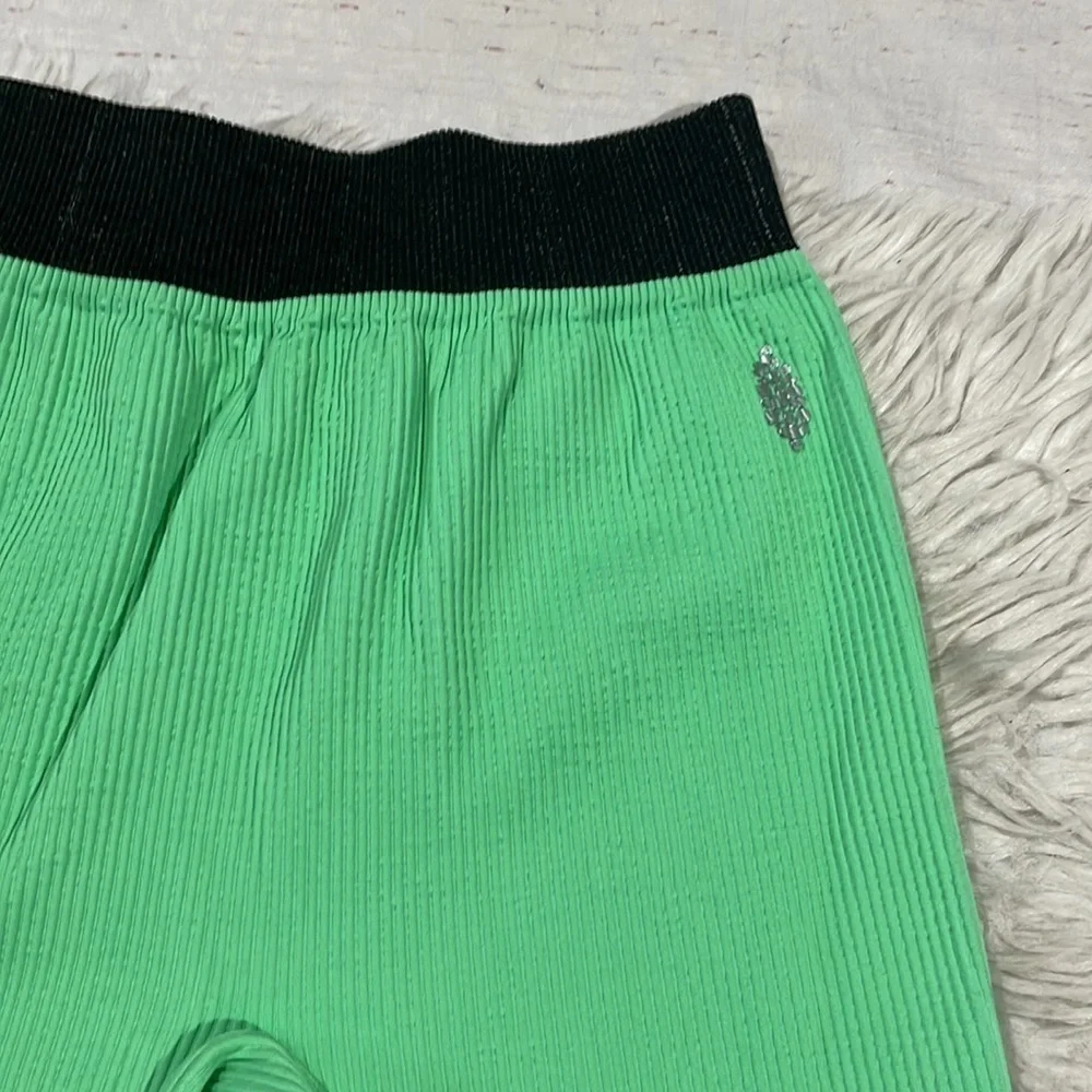 NWT Free People Prajna Fresh Cut High Rise Ribbed Seamless Shorts